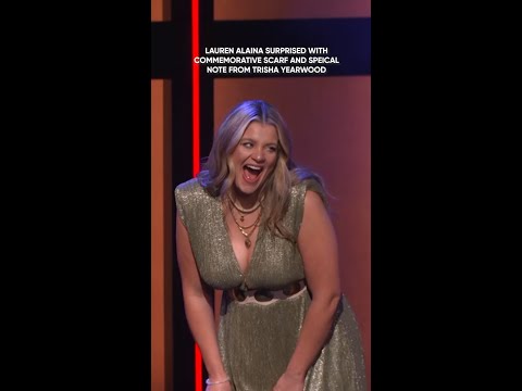 “With love, Trisha Yearwood.” 🥹