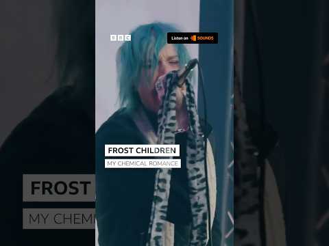 @frostchildren covering @mychemicalromance ❤️‍🔥 #LiveLoungeLate