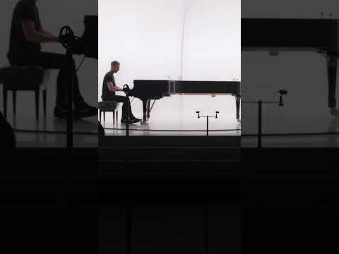 “Longing” from my album ‘Piano’ 🎹