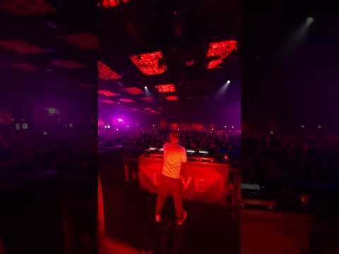 NOSI playing the Cage for the first time at Tomorrowland Winter.