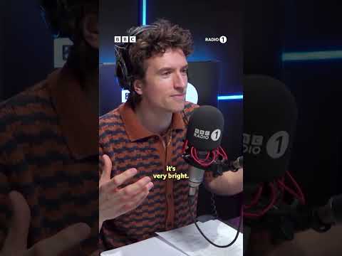 ryan gosling hates the big light, pass it on💡❌ #RyanGosling #ProjectHailMary