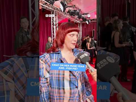 @CMATbaby’s next focus = fish pie 🥧🐟 #CMAT #BRITs #Eurocountry