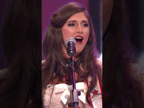 Sierra Ferrell Performs “Dollar Bill Bar”