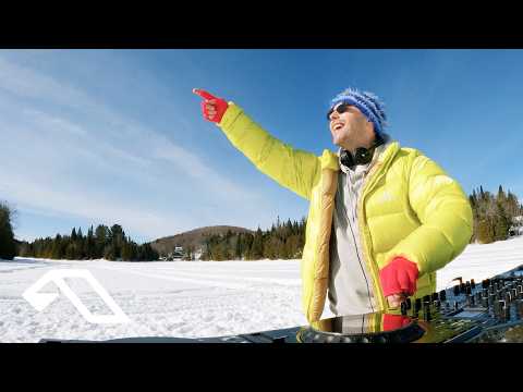 CRi & Nicky Elisabeth – This Is Our Life (from AMi on iCE)