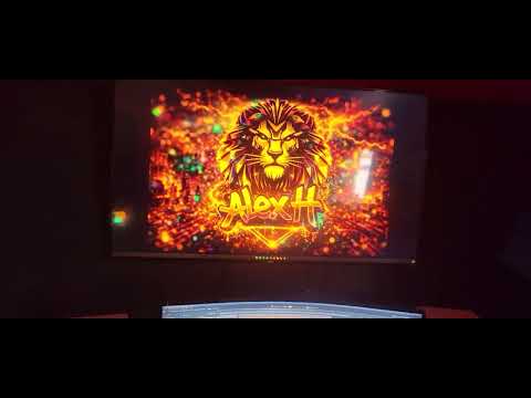 Walking the mile deadmau5 walking 🚶‍♂️