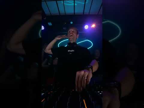 Armin Van Buuren playing Ralphie B & Frank Waanders pres Collide1   Orange Theme on FSOE on ASOT