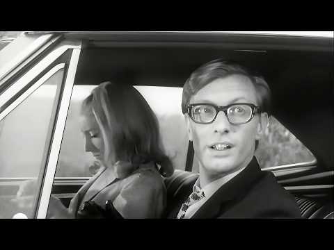 Night of the Living Dead (1968) One house, No escape : They won’t stay dead!