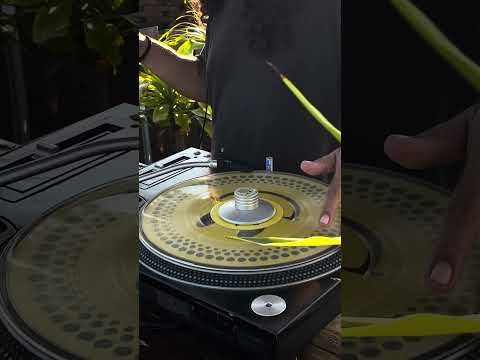 Do you like vinyl sessions? Stay tuned #dj #electronicmusic #vinyl #tulum