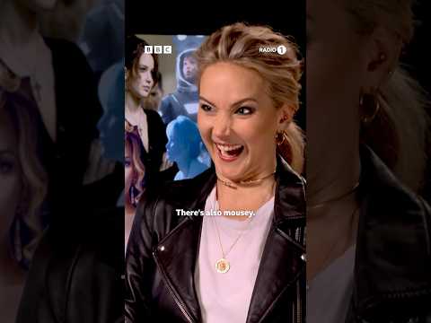 Jennifer Lawrence’s Go To Face To Ruin a Picture 😂🐭 #Radio1 #JenniferLawrence #Movie #AliPlumb