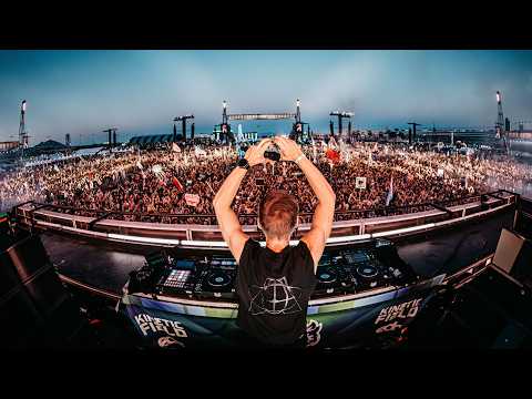 Armin van Buuren live at EDC Las Vegas 2026