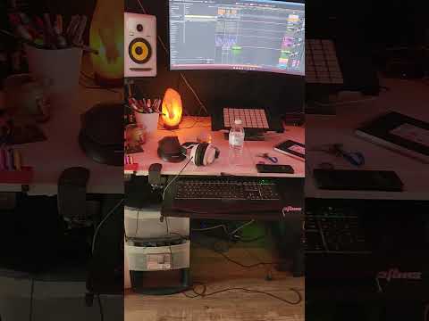 #progressivehouse #deadmau5 #alexh #lion #electronicmusic #melodichouse #edm #melodictechno #music