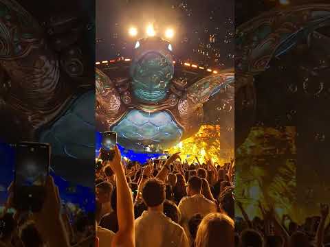 An unforgettable opening night at Ushuaïa Ibiza. Dimitri Vegas & Like Mike pure energy
