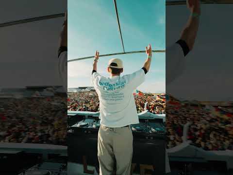 Lost Frequencies taking over the crowd at the Orbyz Stage