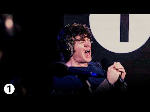 Turnstile – Burning Fight (Inside Out Cover) | Live Lounge Late