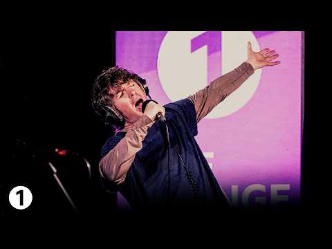 Turnstile – I CARE | Live Lounge Late