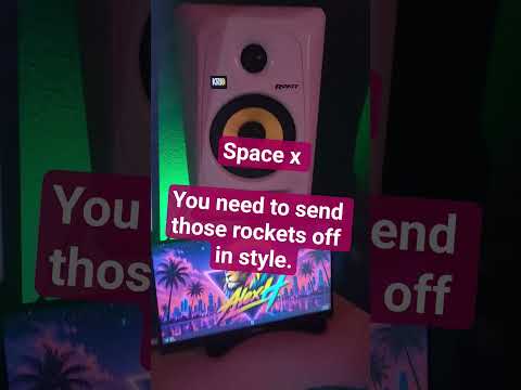 @SpaceX @tesla @deadmau5 is a cheap version of me. #spacex #progressivehouse #deadmau5