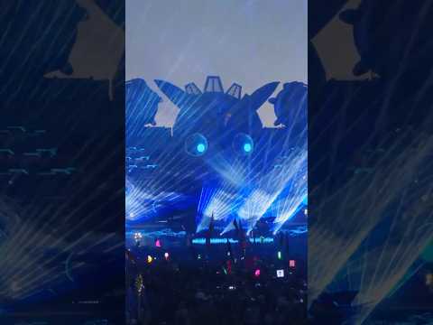 Our EDC Las Vegas sunrise set is now available to watch in full on our YouTube ❤️ @Insomniac