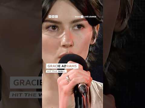Gracie Abrams ‘Hit The Wall’ in the Live Lounge!