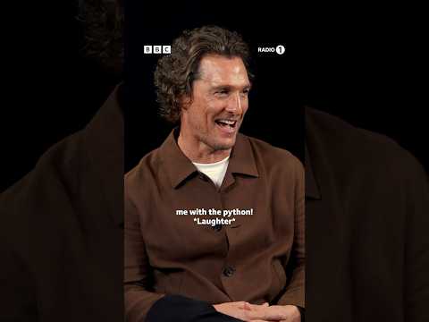 Matthew McConaughey on His Magic Mike Painting 🐍😂 #shorts #movie #matthewmcconaughey