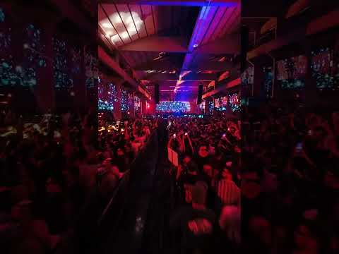 ‘Psychodelia’, the new progressive heater from @ezeqarias, as played by genre legend John Digweed 🔥