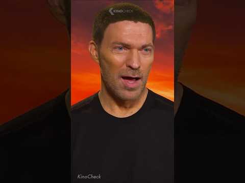 He Shrank The Sword of Power 😅 – MASTERS OF THE UNIVERSE Interview