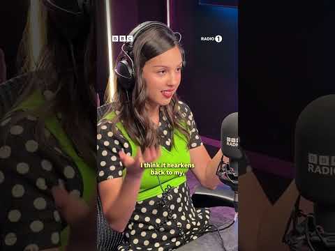 Olivia Rodrigo’s unpopular opinion✈️