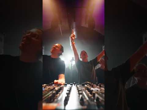 @oliversmithmusic joined @aboveandbeyond as they spun his remix of Atlantis‘ ‘Fiji‘, live in London.