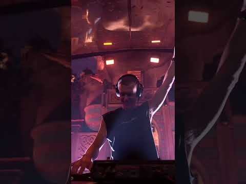 A MainStage journey, guided by Armin van Buuren.