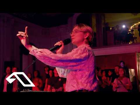 Heirloom – Oh Don’t Tell (Live from Bush Hall, London)