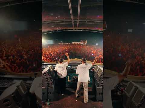 A special surprise b2b with Dimitri Vegas & Marlon Hoffstadt to close of the Gathering.