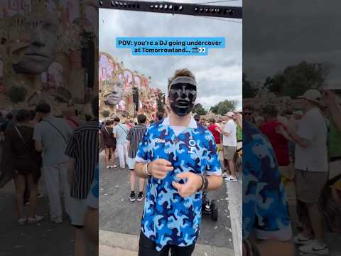 Oliver Heldens went into the crowd during HALŌ’S set at Tomorrowland 😂 So epic