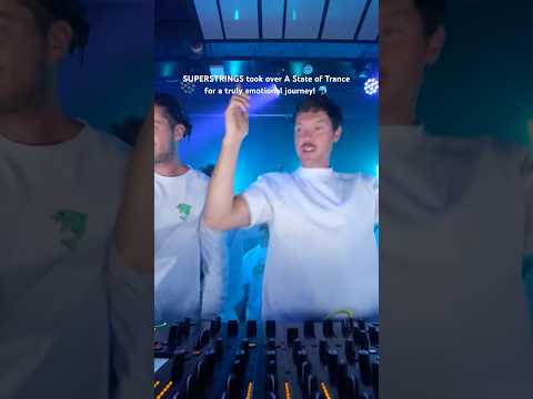 SUPERSTRINGS did our first summer takeover! 🐬💚
