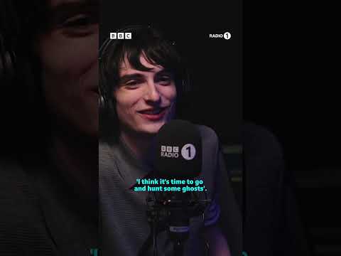 This Finn Wolfhard James Acaster impression is perfect 🤣