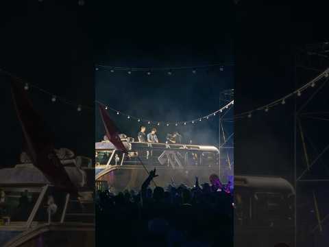 A snapshot from ABGT700’s pre-party: Grum b2b J Ribbon