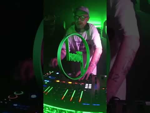 Melé dropping Body Move at his Keep Hush album party 👀 #DefectedRecords